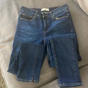 Gap skinny jeans dark blue 4 short